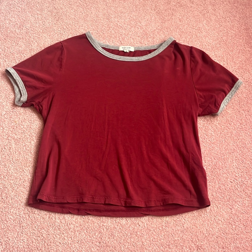 Women’s Maroon Tee Shirt Size M with Gray Lining
